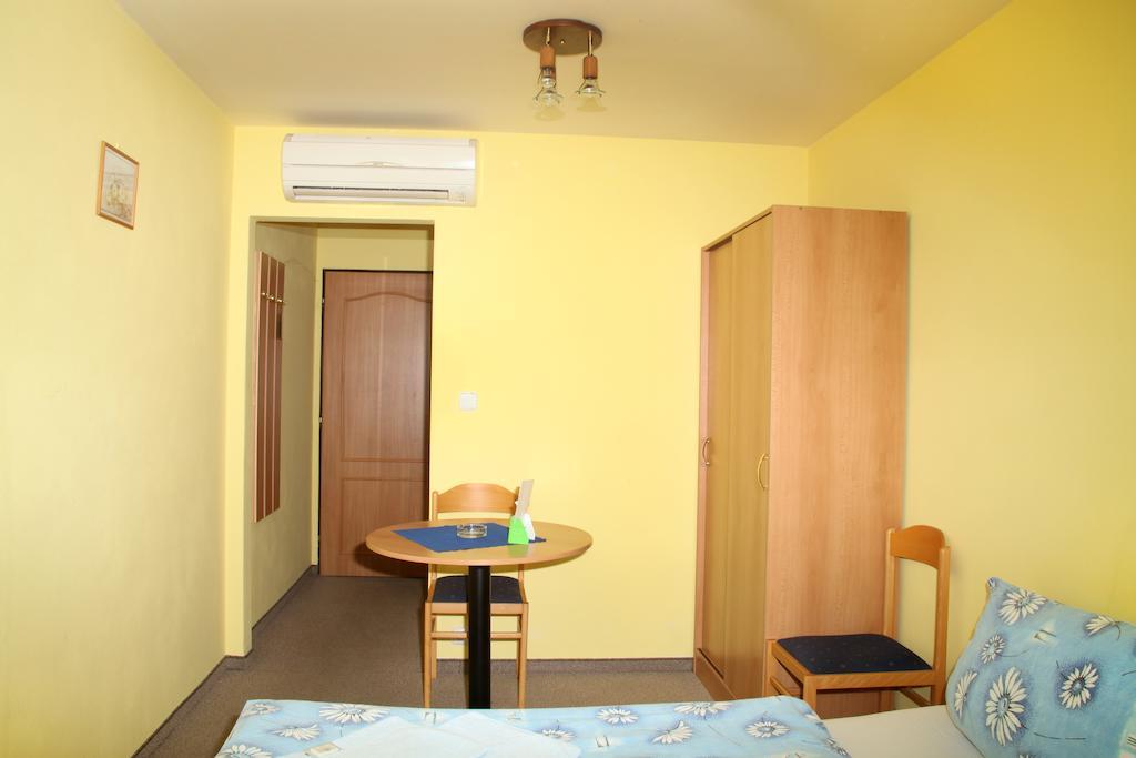 Mondeo Prague Hotel Cameră foto